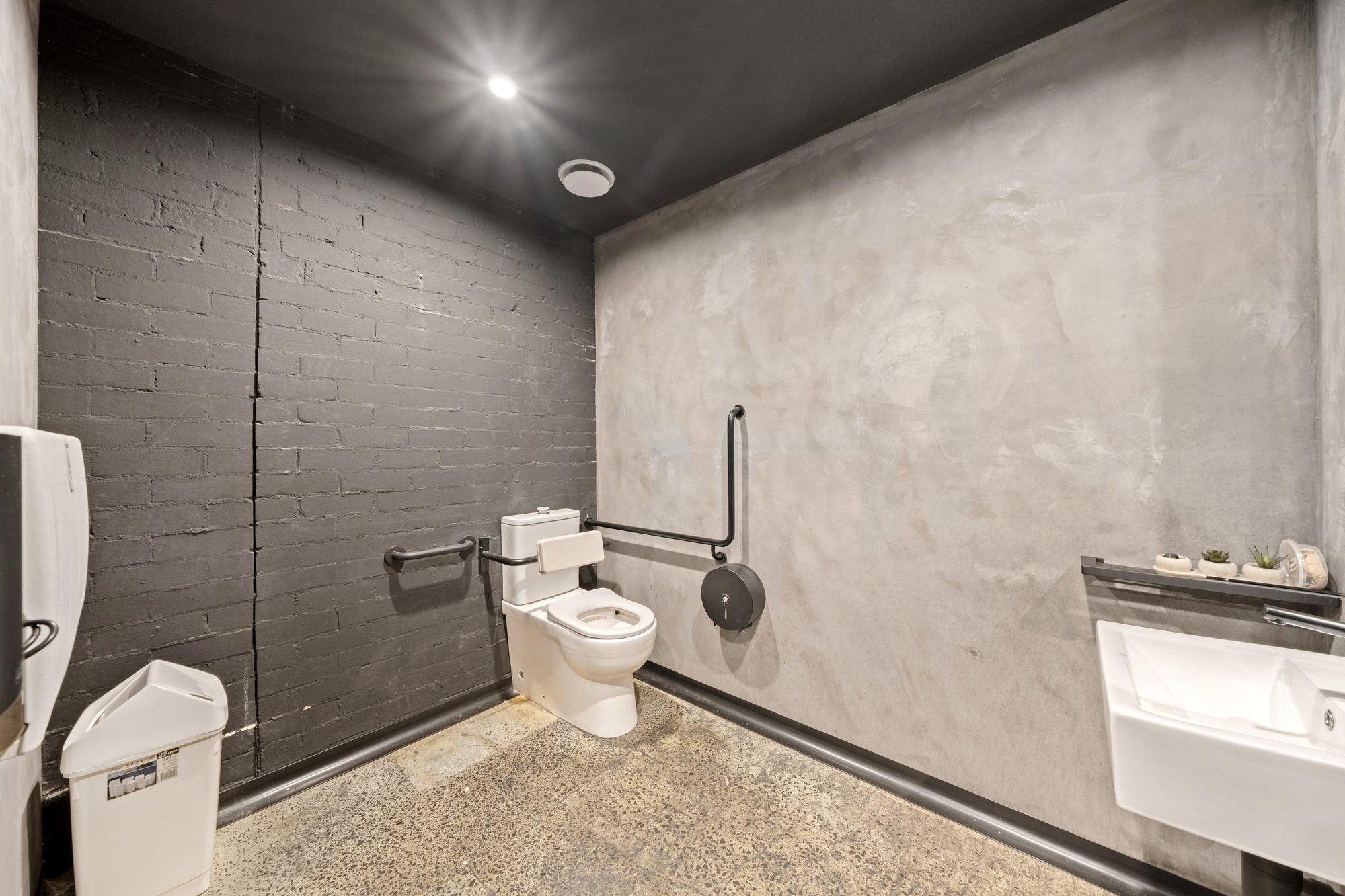 410 High Street, Windsor — view 5