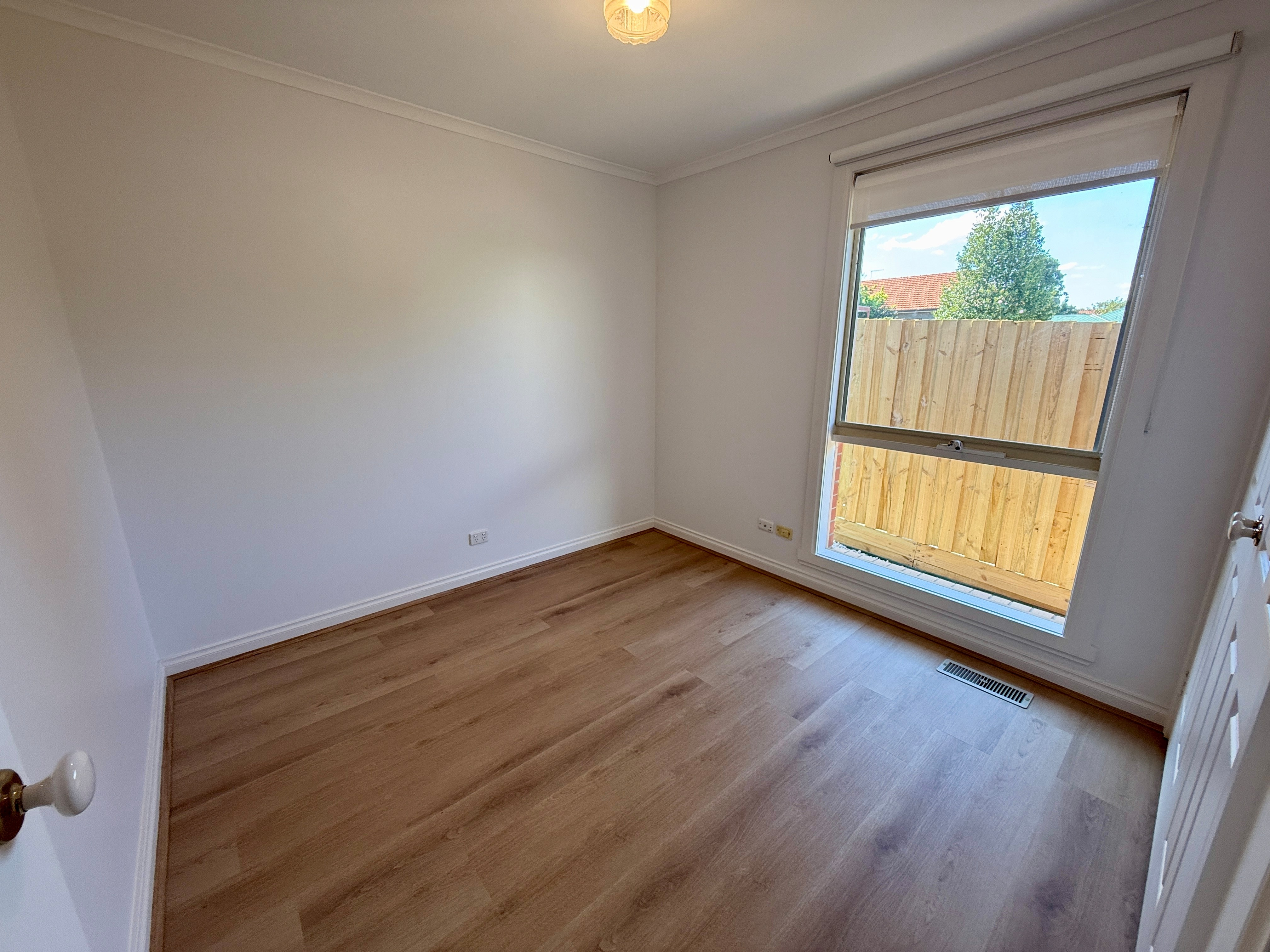 3/32 Cooper Street, Essendon — view 10