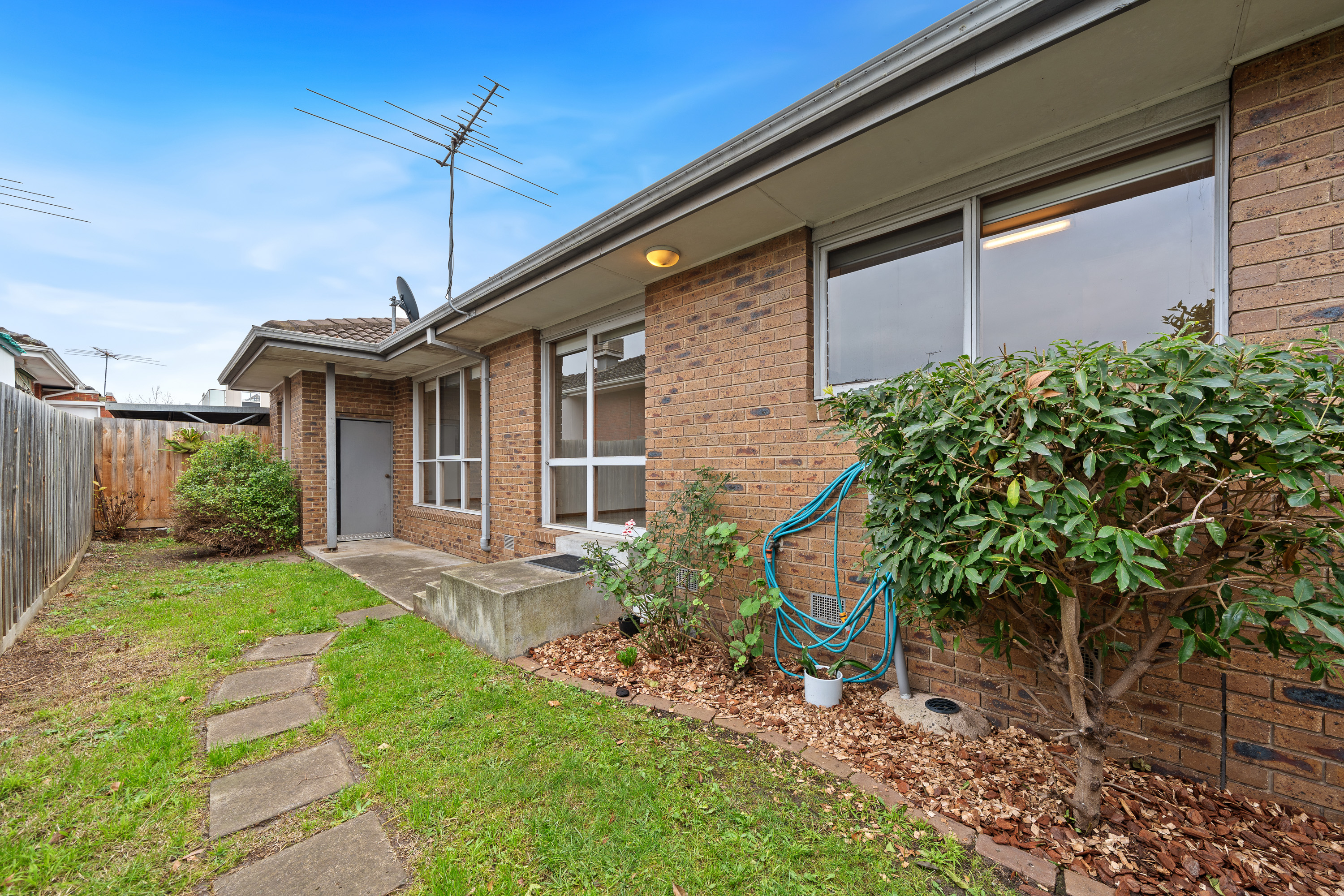 2/149 Woodland Street, Essendon — view 9