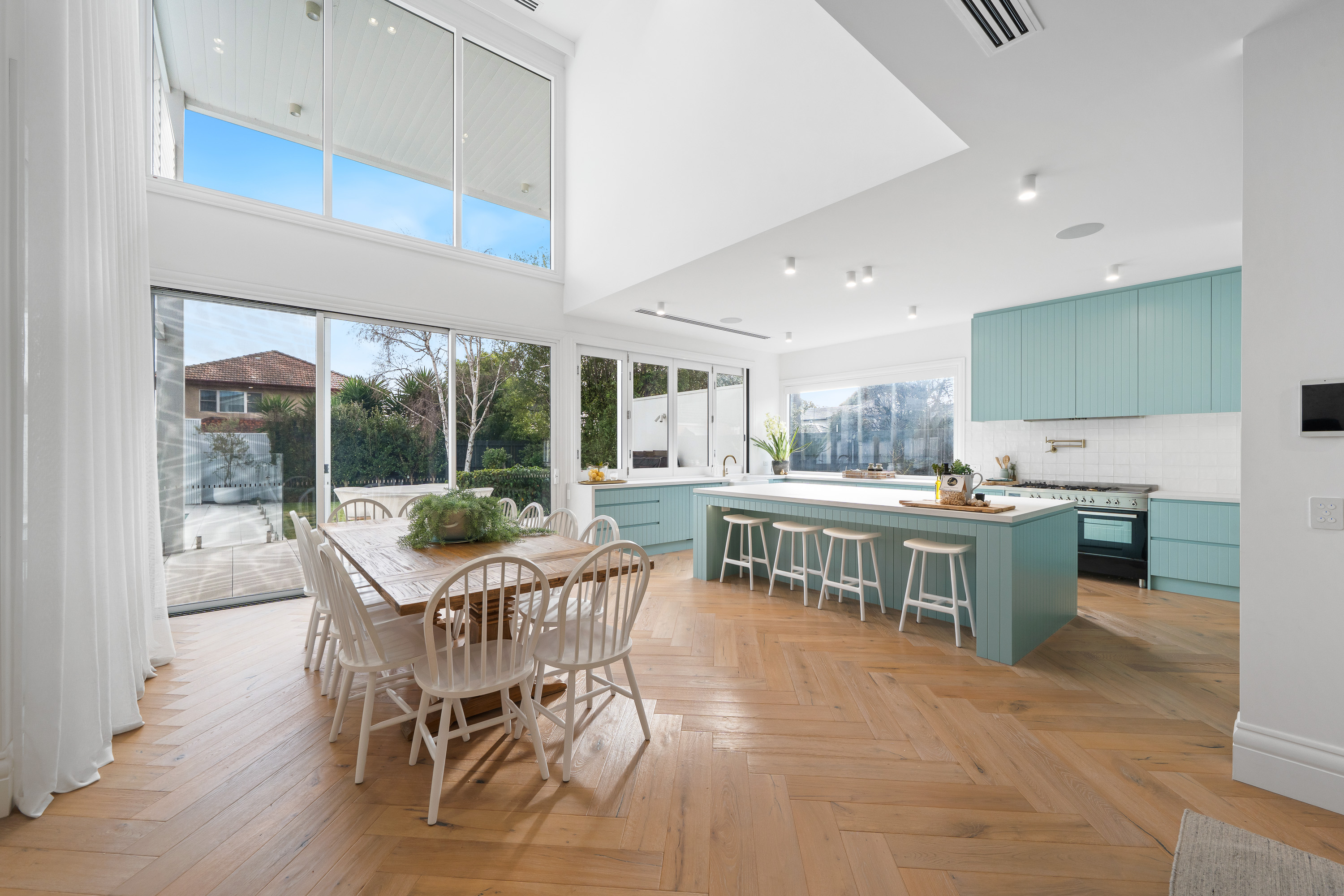 10 Head Street, Strathmore