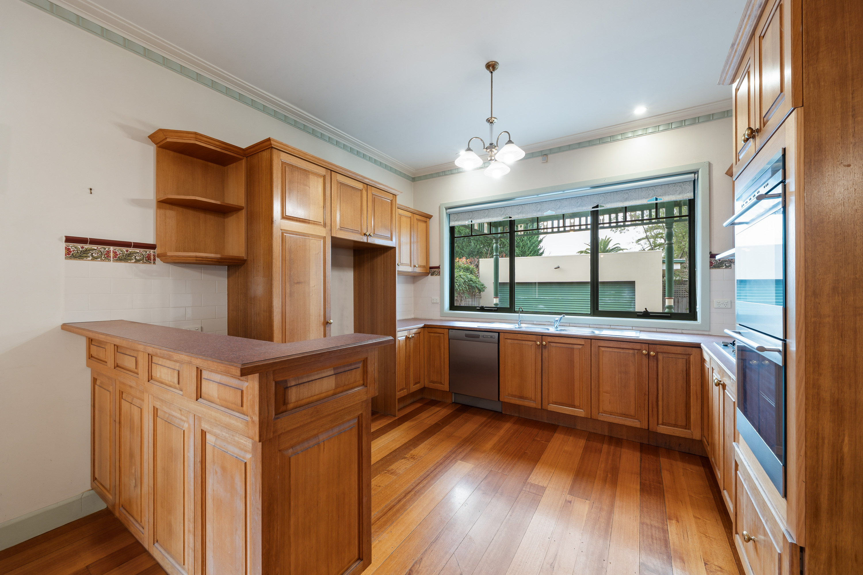 121 Fawkner Street, Aberfeldie — view 3