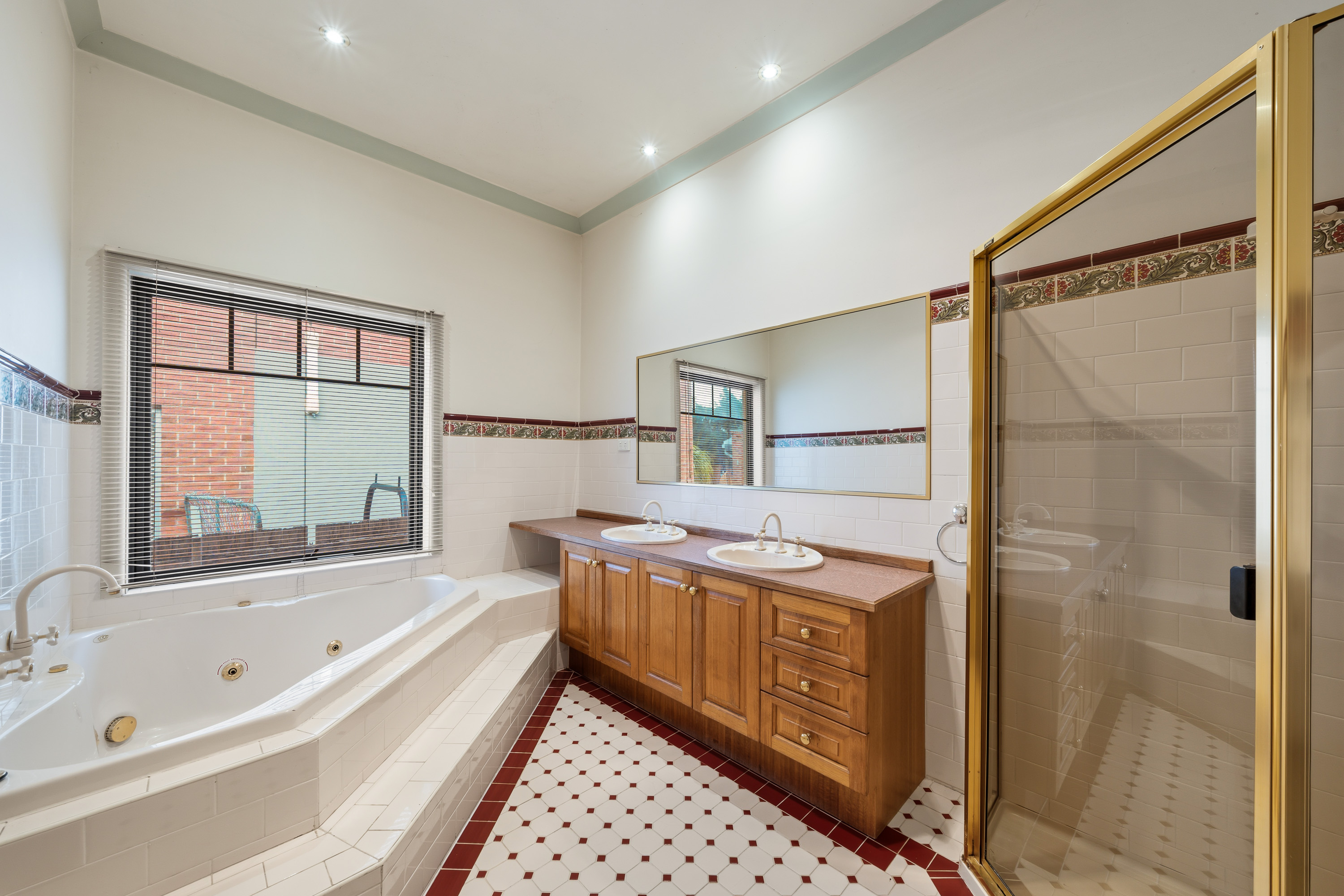 121 Fawkner Street, Aberfeldie — view 8