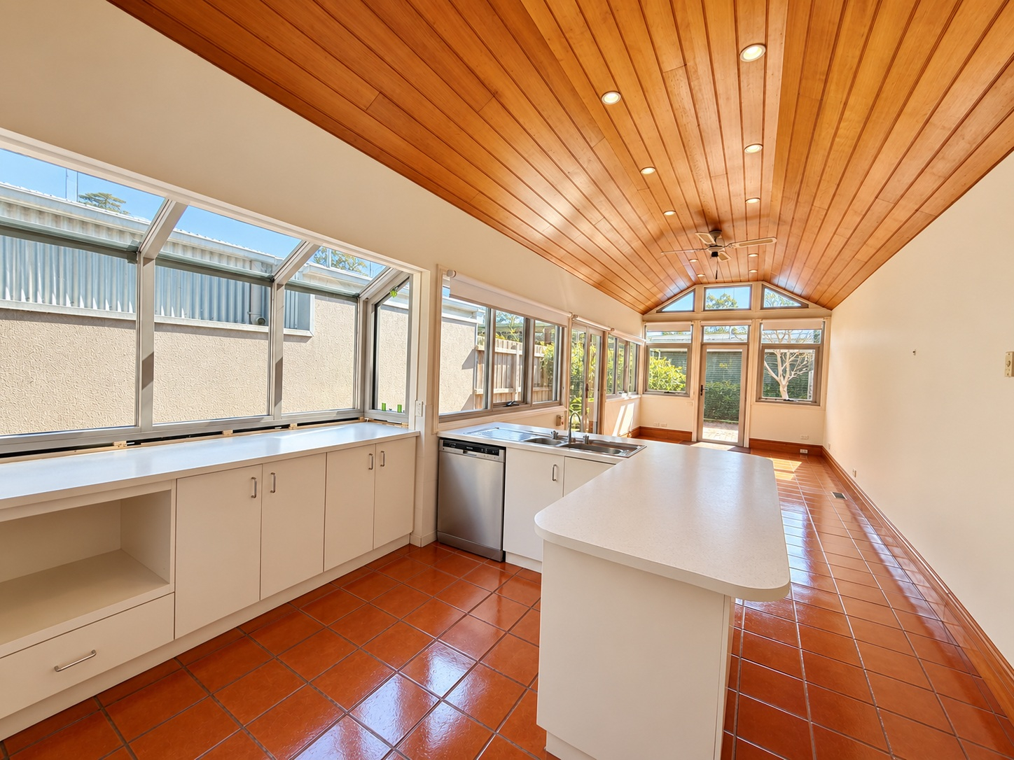 22 Bank Street, Ascot Vale — view 2