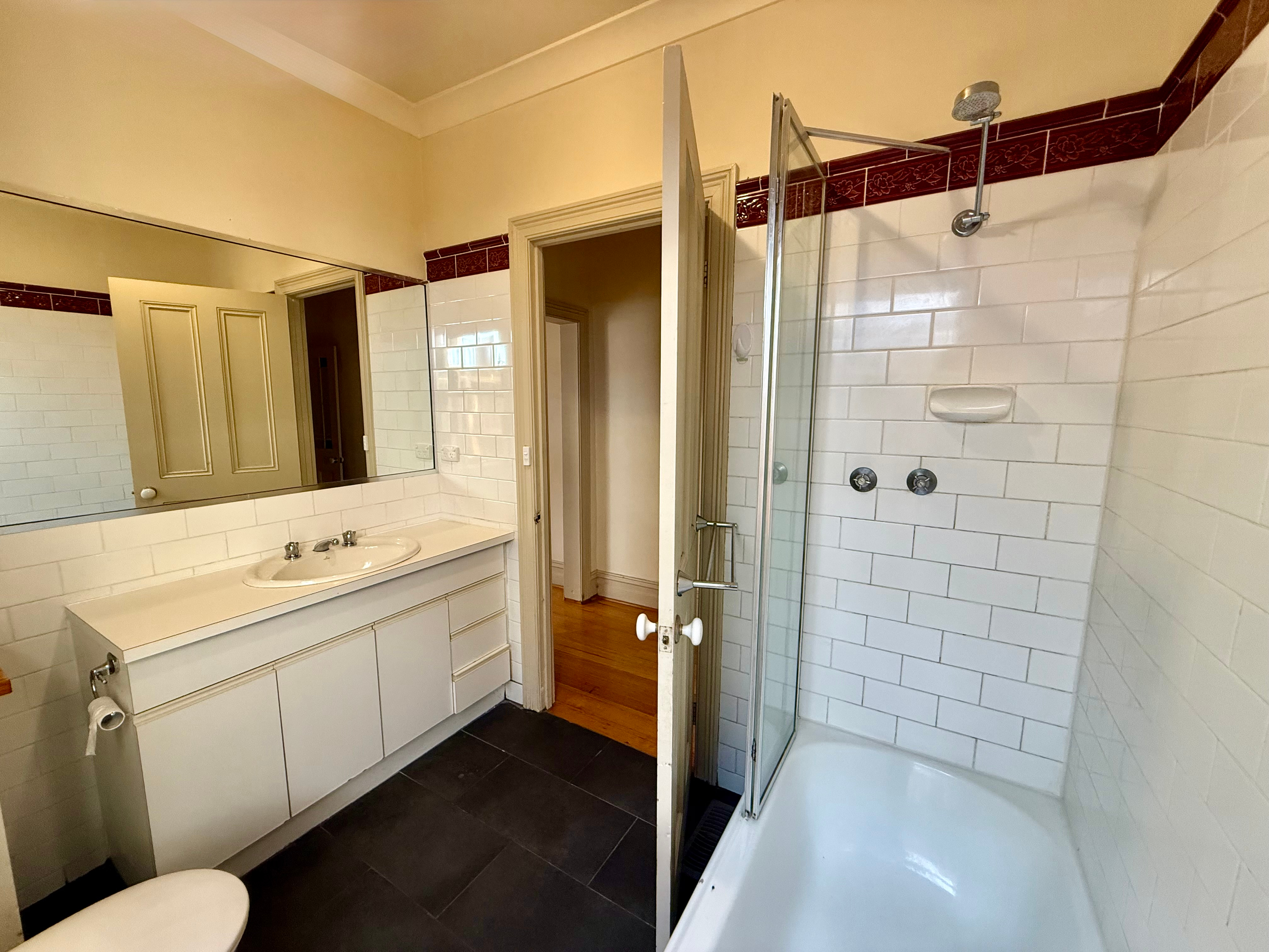 22 Bank Street, Ascot Vale — view 8