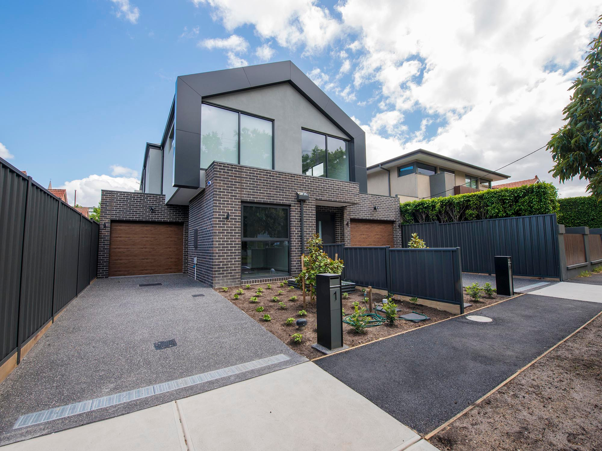1A Nicholson Street, Essendon