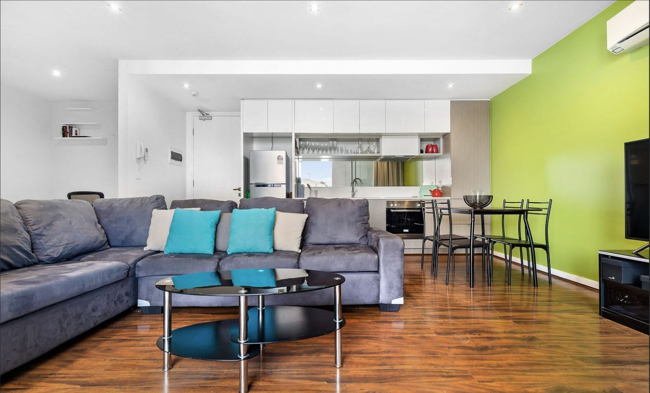 8/42 Eucalyptus Drive, Maidstone — view 3