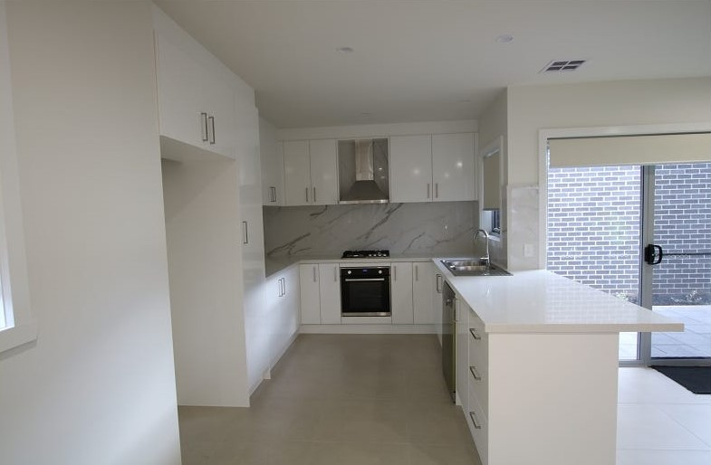 1/19 Pennington Street, Keilor East — view 2