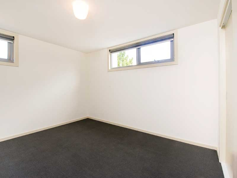 7/1 Forbes Street, Essendon — view 9