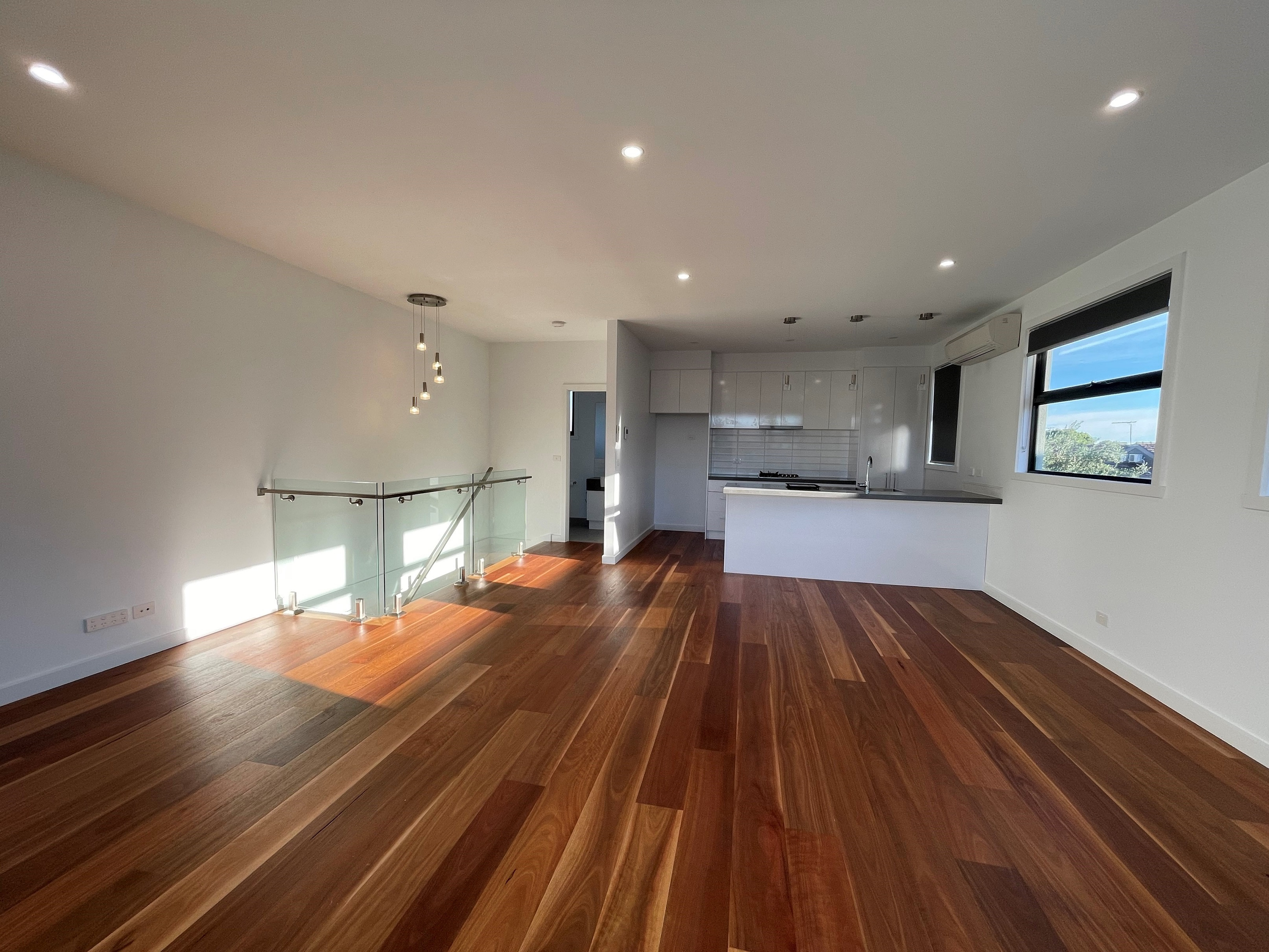 4/2 Beaver Street, Aberfeldie — view 3