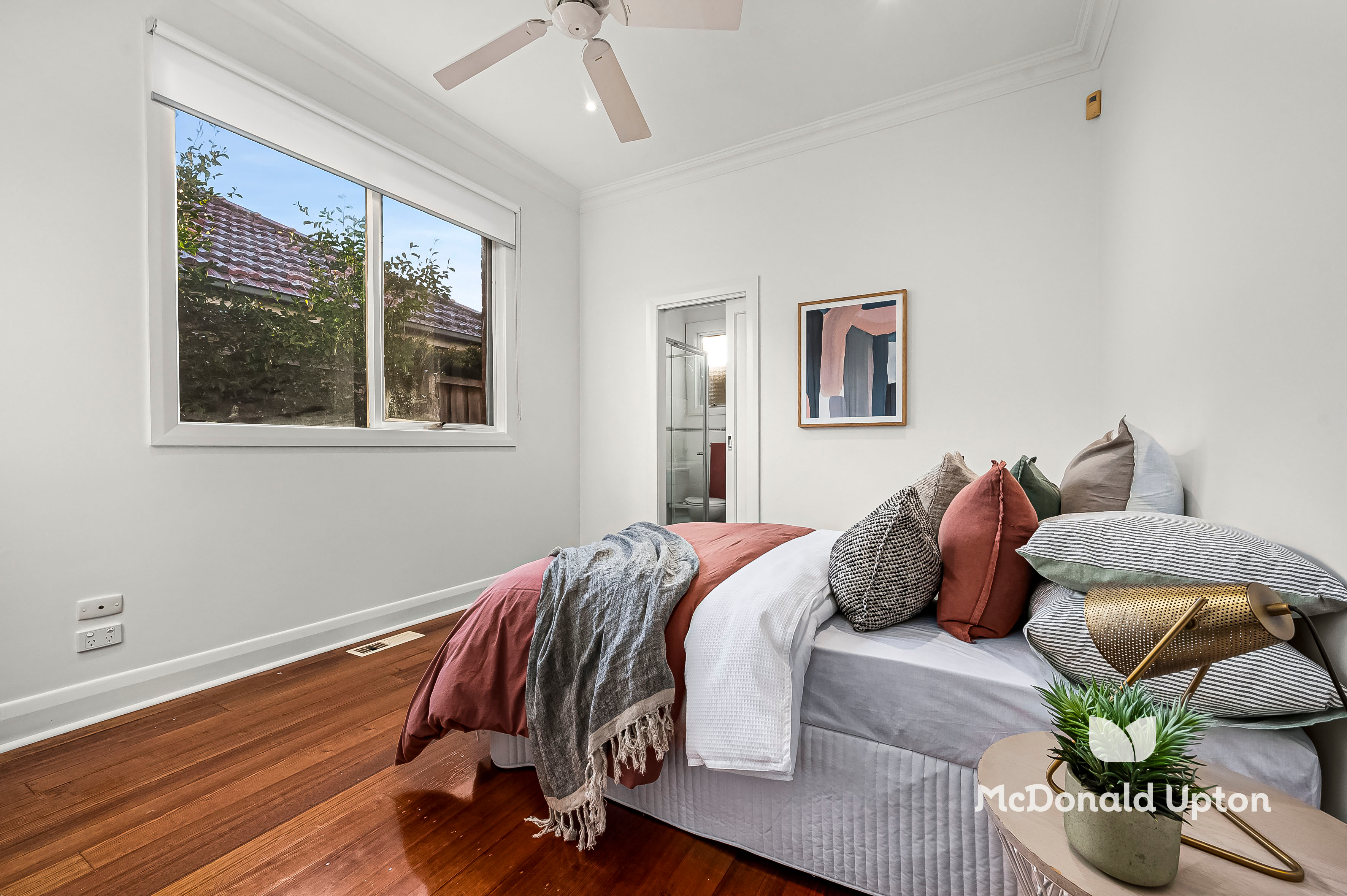 7 O'Shannassy Street, Essendon North — view 8